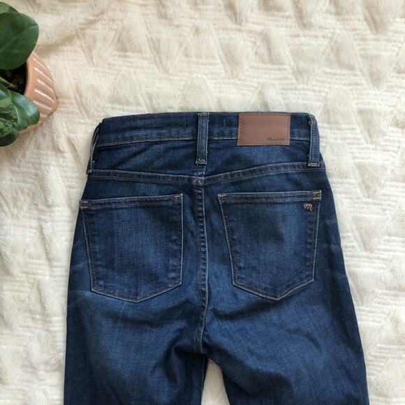 Madewell 9" High-Rise Distressed Skinny Jeans - Picture 8 of 8